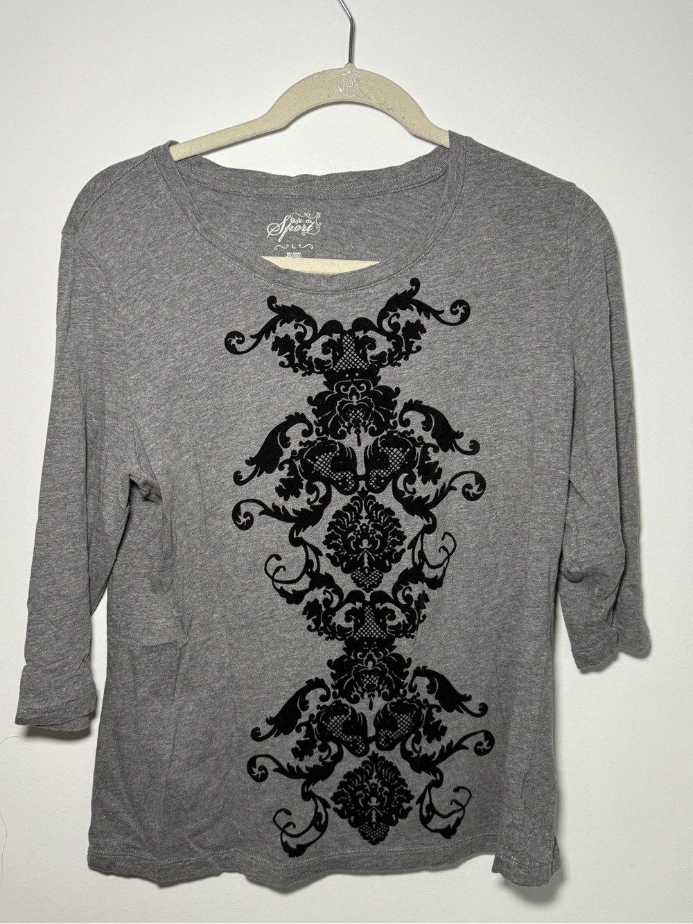 Gray Graphic Long-Sleeve Women's Top